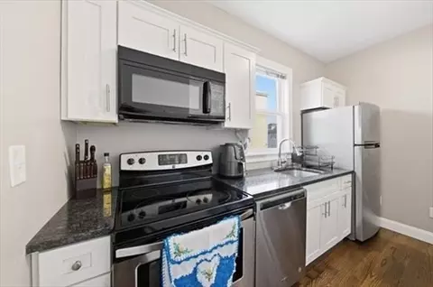 110 Ferry St, Everett, MA 02149 photo 4