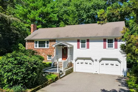 110 Thornberry Rd, Winchester, MA 01890