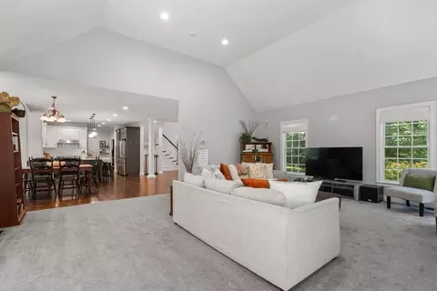 Entry Way - 66 Glenview St, Upton, MA 01568 photo 1 of 4