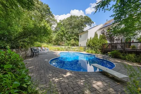 Exterior - 66 Glenview St, Upton, MA 01568 photo 8 of 13