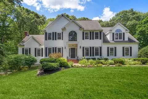 Exterior - 66 Glenview St, Upton, MA 01568 photo 2 of 13