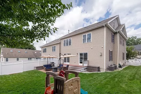 Exterior - 210 West St #210, Needham, MA 02494 photo 4 of 6
