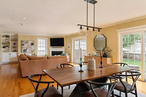 Dining - 210 West St #210, Needham, MA 02494 photo 3 of 3