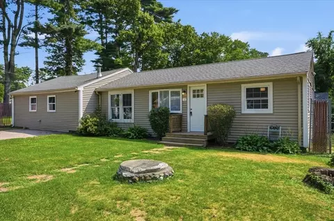 11 3rd Ave, Lakeville, MA 02347