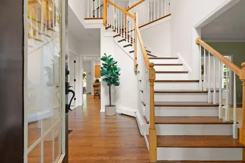 Entry Way - 2 Brookside St, Upton, MA 01568 photo 1 of 3