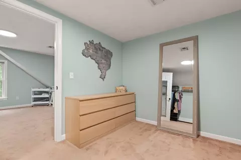 Entry Way - 2 Brookside St, Upton, MA 01568 photo 3 of 3