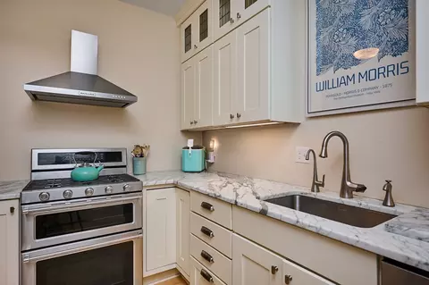 17 Clark Ave #17, Northampton, MA 01060 photo 8