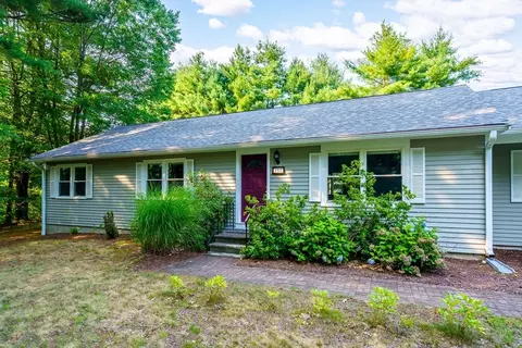 Exterior - 167 Willow St, Acton, MA 01720 photo 3 of 9