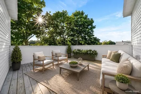 Exterior - 49 Chestnut St # A, Wakefield, MA 01880 photo 5 of 7