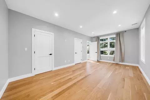 Bedroom - 49 Chestnut St # A, Wakefield, MA 01880 photo 3 of 7