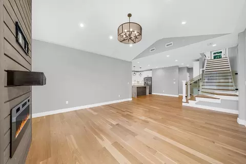 Living - 49 Chestnut St # A, Wakefield, MA 01880 photo 4 of 4
