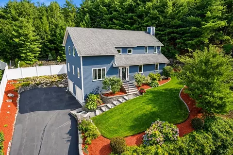 4 Waldingfield Ln, Peabody, MA 01960