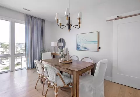 Dining - 10 Shipyard Dr #317, Hingham, MA 02043 photo 1 of 2