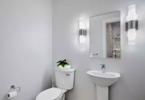 Bath - 10 Shipyard Dr #317, Hingham, MA 02043 photo 3 of 3