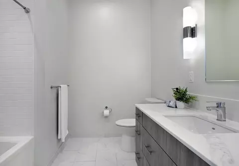 Bath - 10 Shipyard Dr #317, Hingham, MA 02043 photo 2 of 3