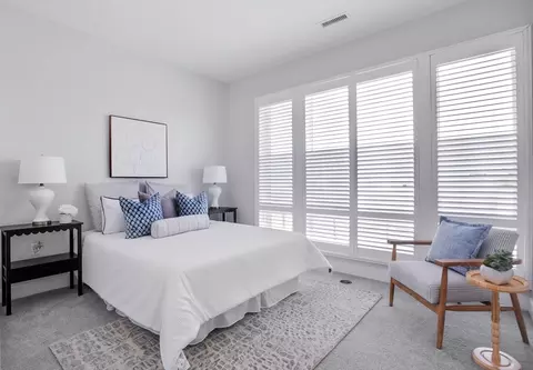 Bedroom - 10 Shipyard Dr #317, Hingham, MA 02043 photo 2 of 2