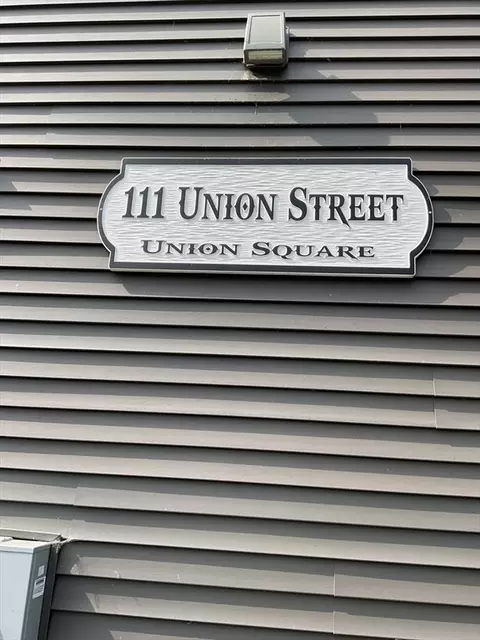 111 Union St #7, Westfield, MA 01085
