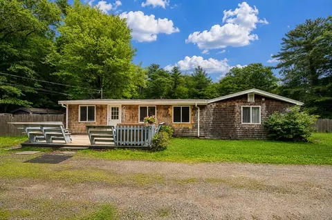 491 Hancock St, Abington, MA 02351