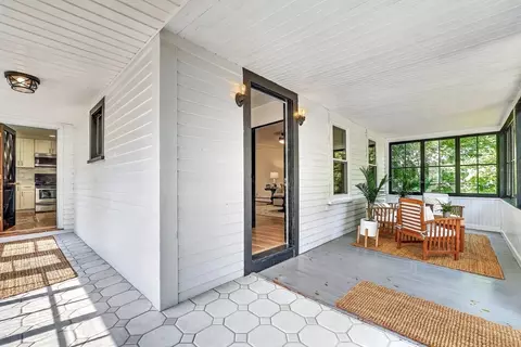 Exterior - 6 Elm Ct, Maynard, MA 01754 photo 4 of 11