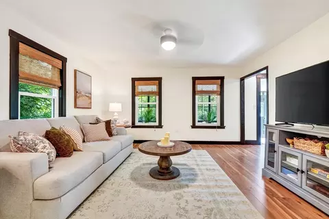 Living - 6 Elm Ct, Maynard, MA 01754 photo 2 of 4
