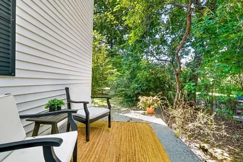 Exterior - 6 Elm Ct, Maynard, MA 01754 photo 6 of 11