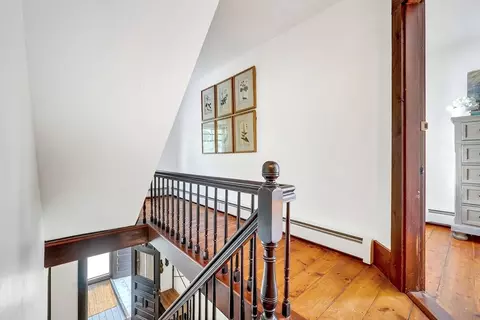 Entry Way - 6 Elm Ct, Maynard, MA 01754 photo 2 of 2