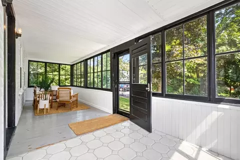 Exterior - 6 Elm Ct, Maynard, MA 01754 photo 5 of 11