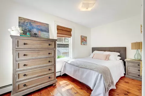 Bedroom - 6 Elm Ct, Maynard, MA 01754 photo 1 of 5