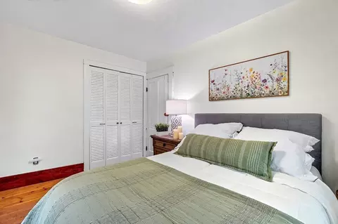Bedroom - 6 Elm Ct, Maynard, MA 01754 photo 2 of 5