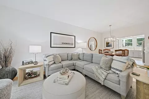 Living - 2 Rivers Edge Rd #2, Hull, MA 02045 photo 3 of 4