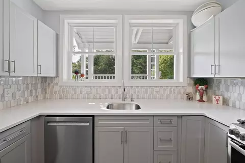 Kitchen - 2 Rivers Edge Rd #2, Hull, MA 02045 photo 1 of 4