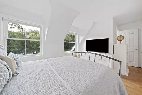 Bedroom - 2 Rivers Edge Rd #2, Hull, MA 02045 photo 4 of 4