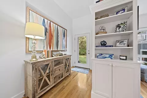 Entry Way - 2 Rivers Edge Rd #2, Hull, MA 02045 photo 6 of 7