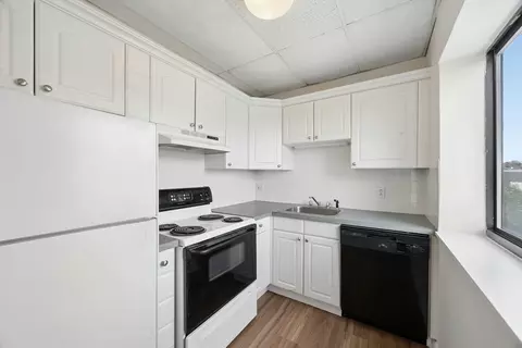 Kitchen - 549 E 4th St #D5, Boston, MA 02127 photo 1 of 2