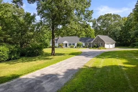110 Northfield Rd, Lunenburg, MA 01462