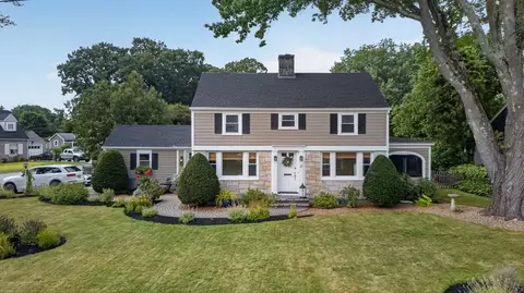 21 Ashland St, Nashua, NH 03064