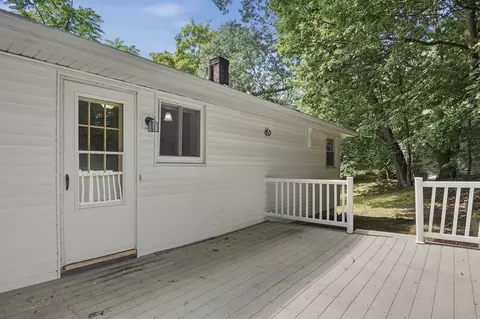54 Manhattan Rd, Worcester, MA 01602 photo 24