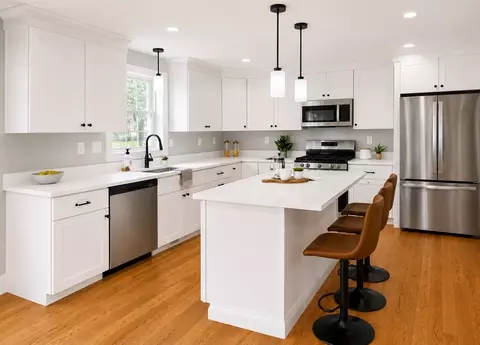 813 Main St #2, Tewksbury, MA 01876