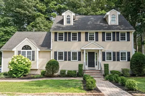 27 Irene Ave, Billerica, MA 01821
