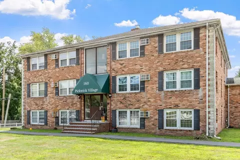160 Tyngsboro Rd #12C, Chelmsford, MA 01863