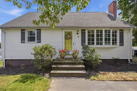 6 Locke Rd, Billerica, MA 01821