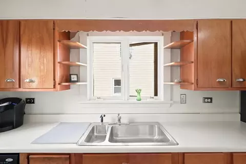 Kitchen - 8 Sylvan St, Gloucester, MA 01930 photo 4 of 4