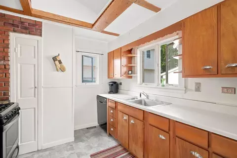 Kitchen - 8 Sylvan St, Gloucester, MA 01930 photo 3 of 4