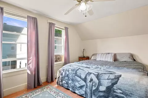 Bedroom - 8 Sylvan St, Gloucester, MA 01930 photo 3 of 4