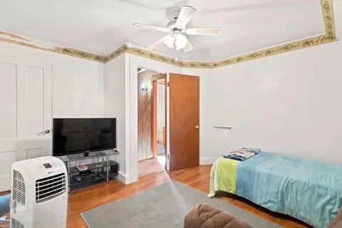 Bedroom - 8 Sylvan St, Gloucester, MA 01930 photo 4 of 4