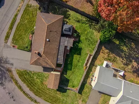 68 Parenteau Dr, Chicopee, MA 01020 photo 30