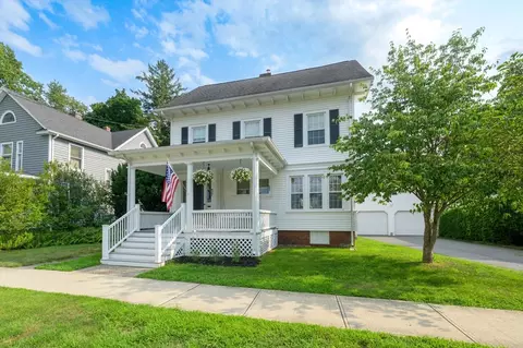 37 Hopkins Pl, Longmeadow, MA 01106