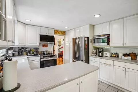 Kitchen - 33 Carter Dr, Framingham, MA 01701 photo 1 of 3