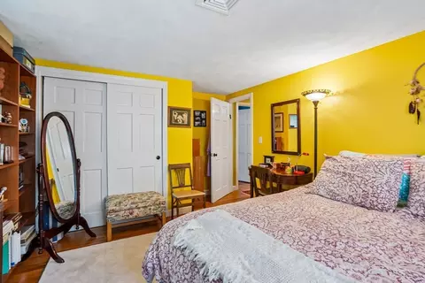 Bedroom - 33 Carter Dr, Framingham, MA 01701 photo 5 of 5