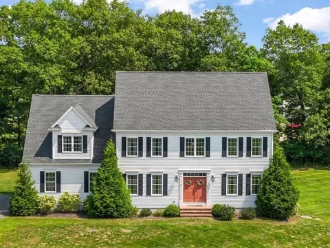 2 Hodgman Way, Plainville, MA 02762